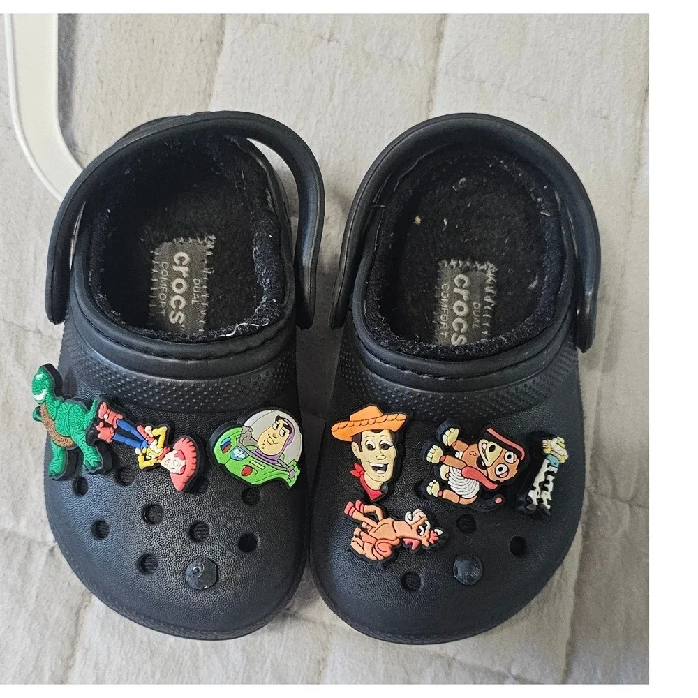 Crocs Kids Classic Clog Black Slip On Water Shoes Sandals Size 8 Toddler